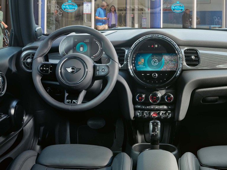 MINI 5-door Hatch – cockpit – cabin technology